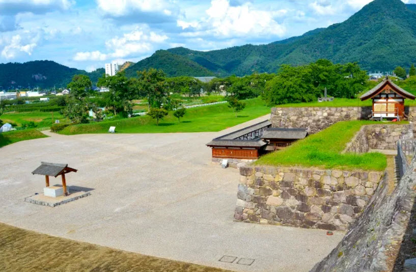 Matsushiro Castle Ruins, Japan